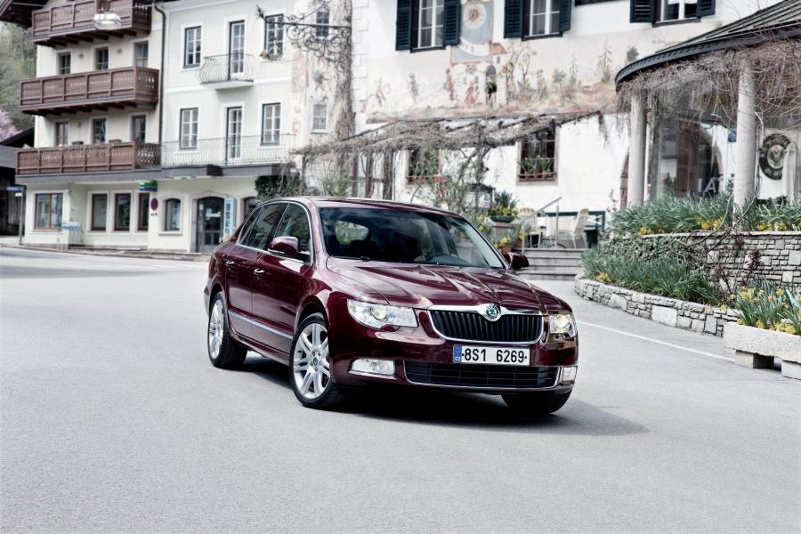  Skoda Superb 2008 года  (фото 73 из 131)